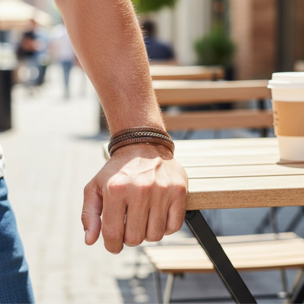 Bracelet en cuir tressé, tendance, modèle Antoine avec fermeture en acier inoxydable BA1002