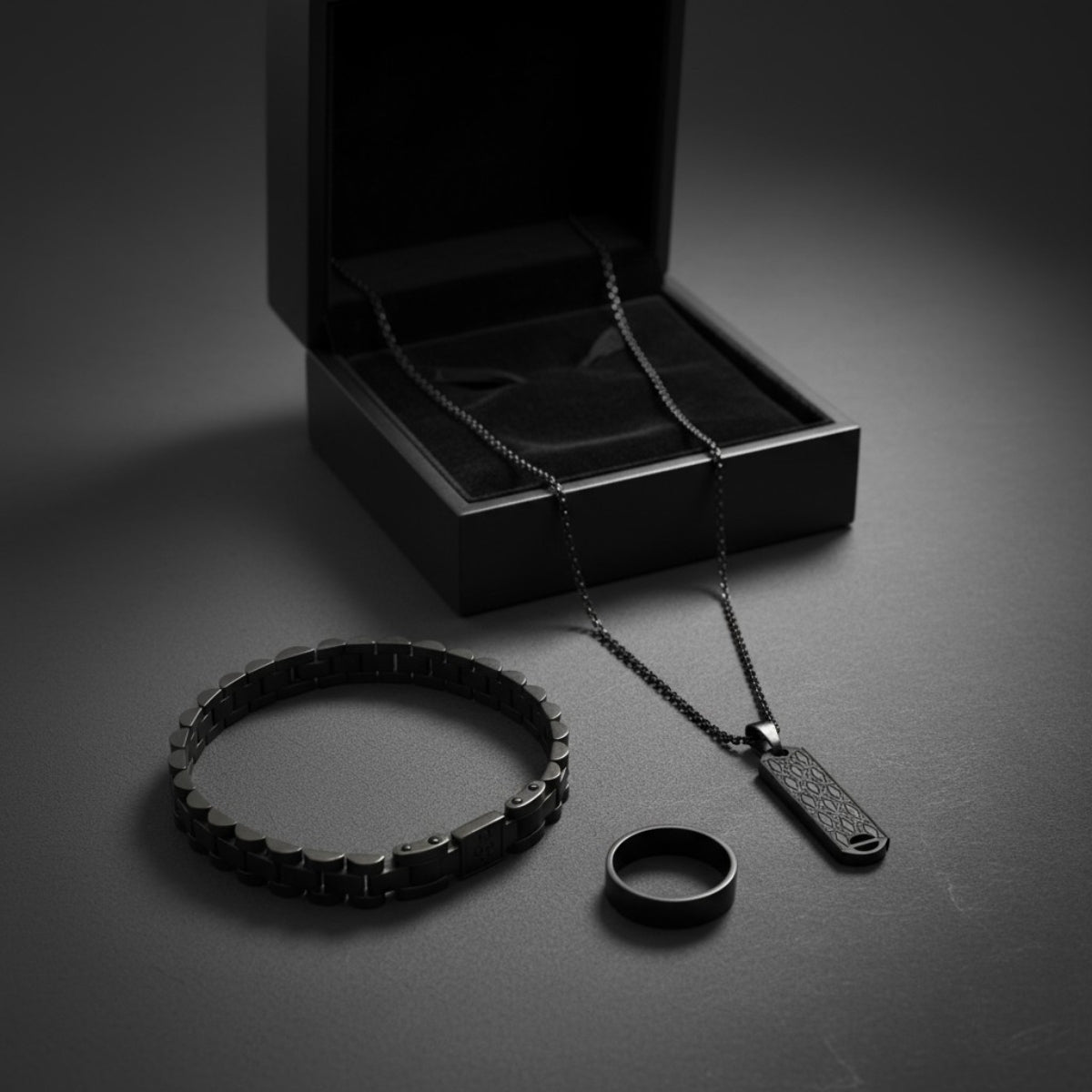 Trio de Bijoux Masculins : Collier, Bracelet, Bague en Acier Inoxydable Noir 21E02